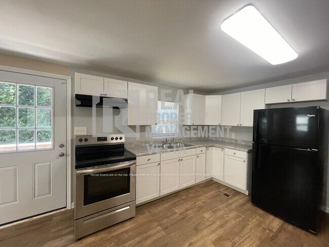 Foto del edificio - 3382 Lustful Ct