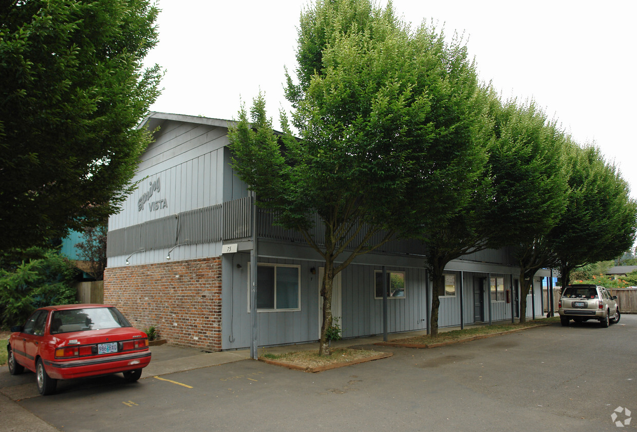 Primary Photo - Spring Vista Apartments