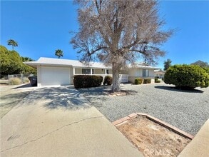 Building Photo - 28880 Amersfoot Way