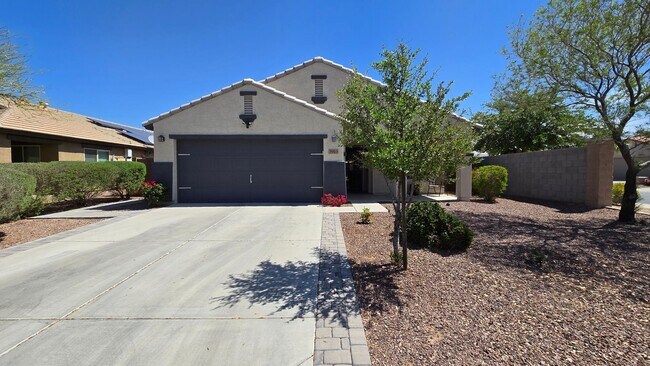 Foto del edificio - Beautifully updated home in Las Brisas Community of Goodyear!