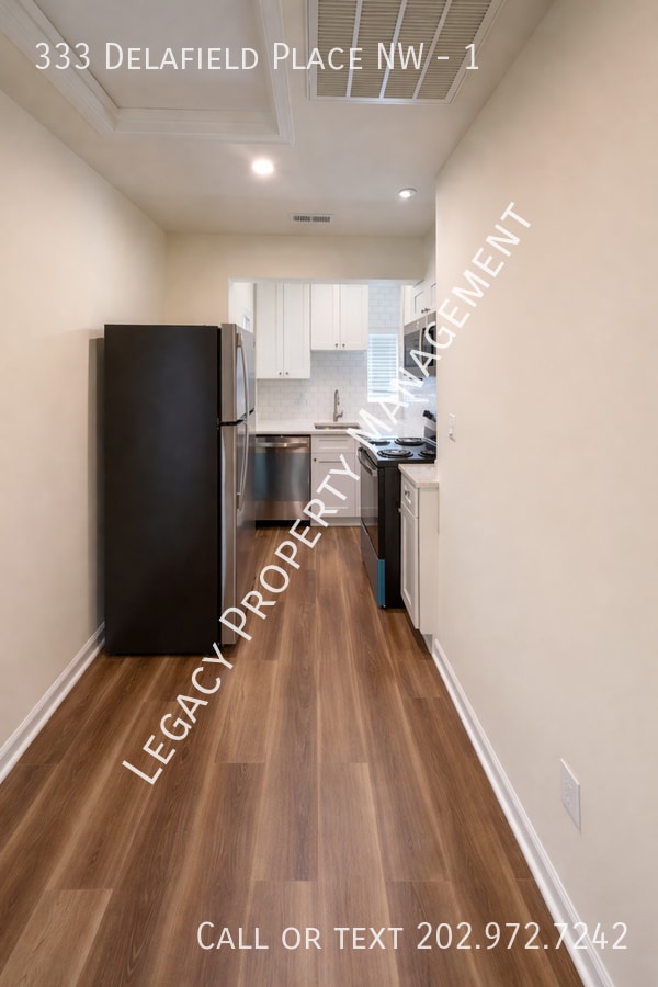 Building Photo - 333 Delafield Pl NW
