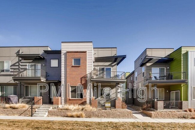 Building Photo - 2029 W 67th Pl