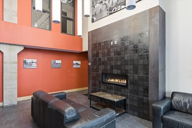 Lobby - Stone Arch II