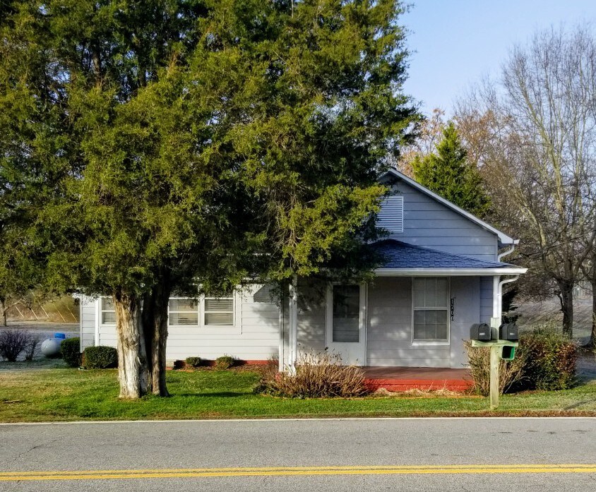 Primary Photo - 1700 Walnut Grove Rd