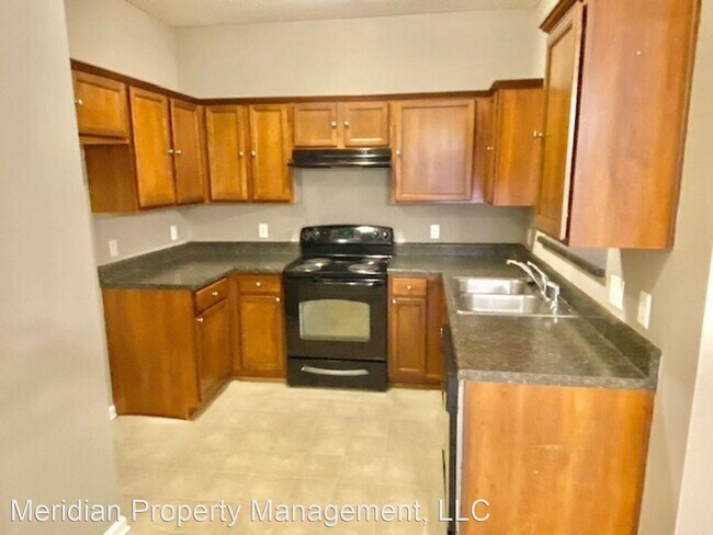 Building Photo - 10226 Sterling Ridge Dr