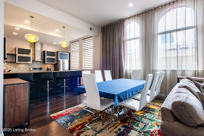 Foto del edificio - 133 S 3rd St