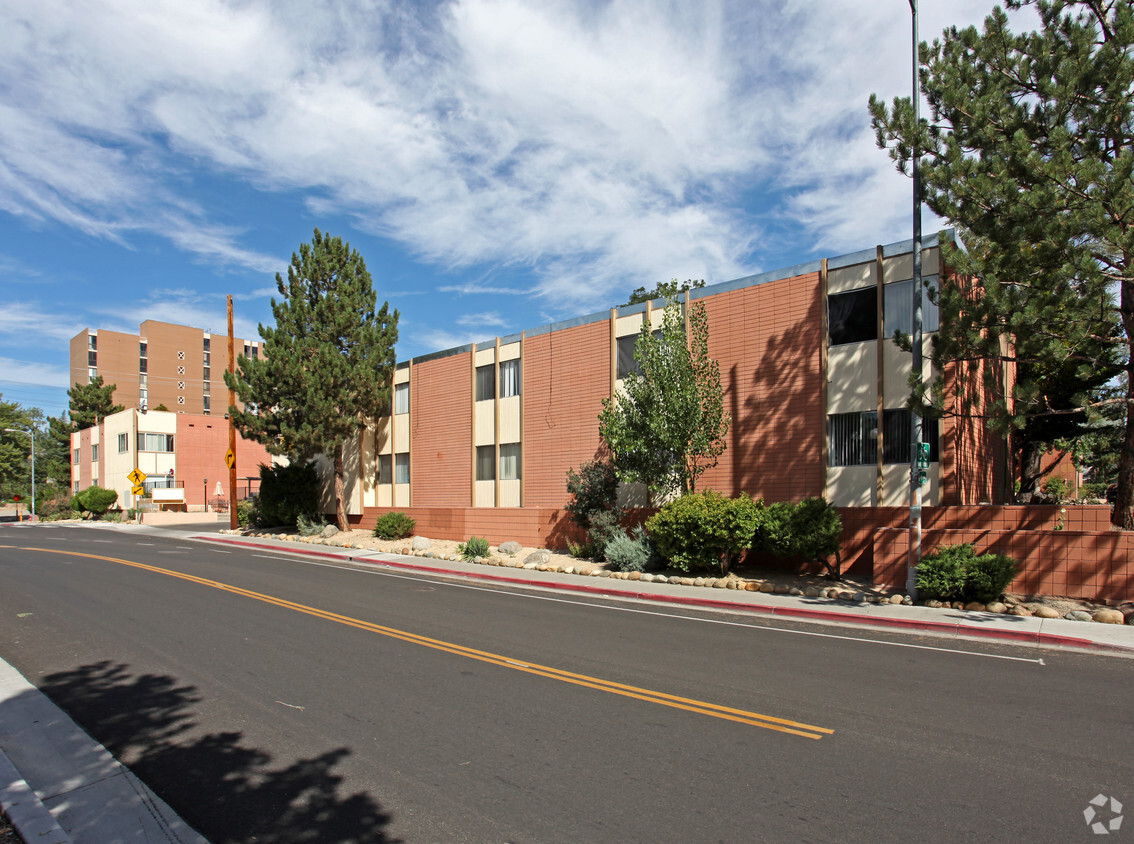 Foto principal - Riverview Apartments