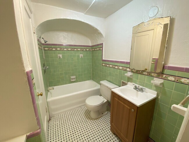 Foto del edificio - 120 S 300 E