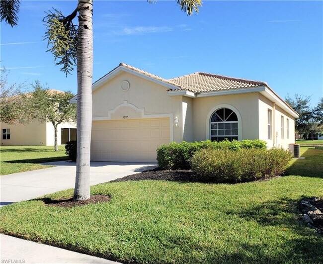 Building Photo - 2697 Sunset Lake Dr