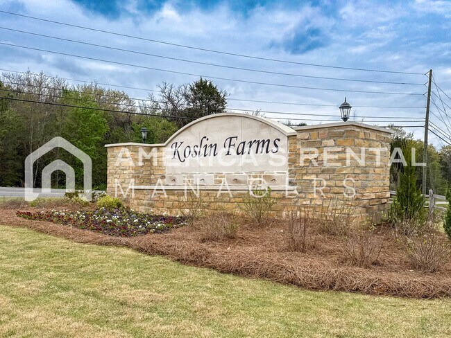 Building Photo - DEPOSIT PENDING! Move-in Special!! New Con...