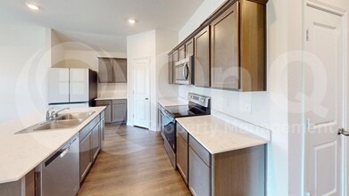 Building Photo - 1408 Thunder Cyn Wy