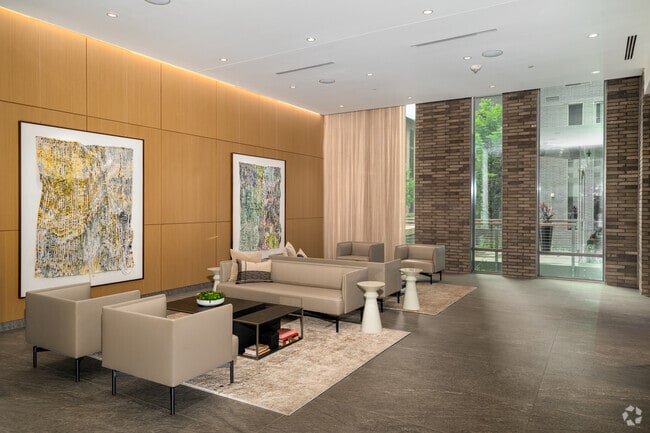 Lobby Photo - City Ridge