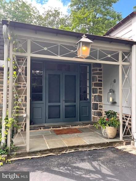 Foto del edificio - 241 Cheswold Ln