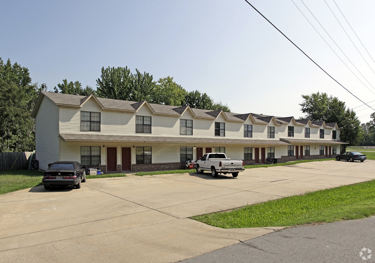 2 Helen St, Ward, AR 72176 Apartments in Ward, AR