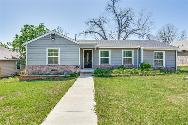 Primary Photo - 1407 N Denton Dr