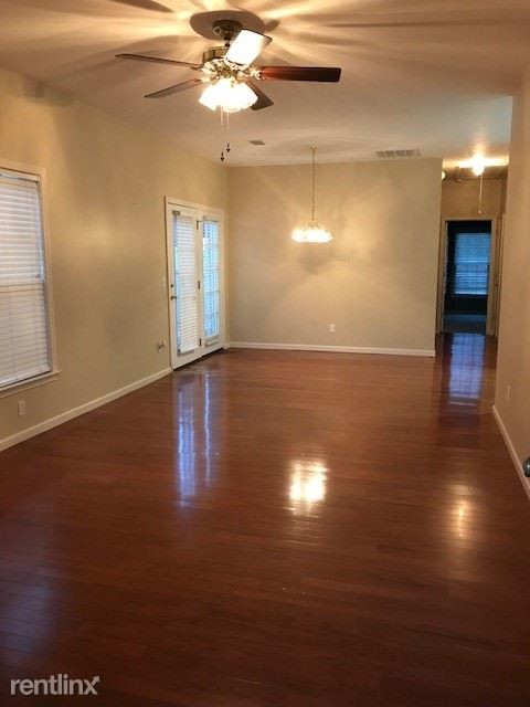 Foto del edificio - 38 Crescent Moon Ct