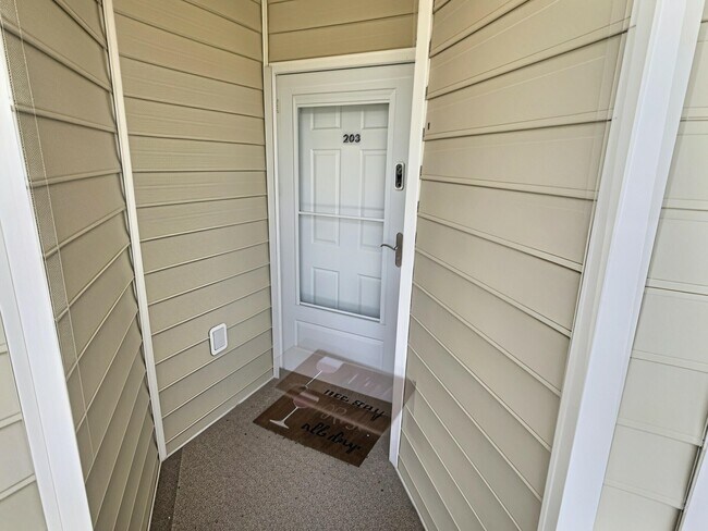 Building Photo - 4933 Crab Pond Ct