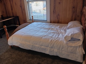 Building Photo - 721 W Main St