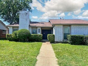 Building Photo - 10238 White Elm Rd