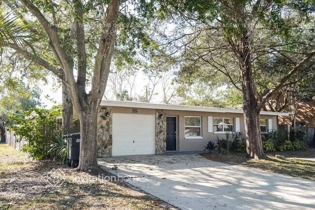 Building Photo - 55 Melrose Dr