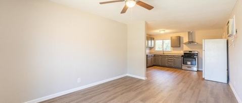 Foto del edificio - 823 Yellow Wood Dr