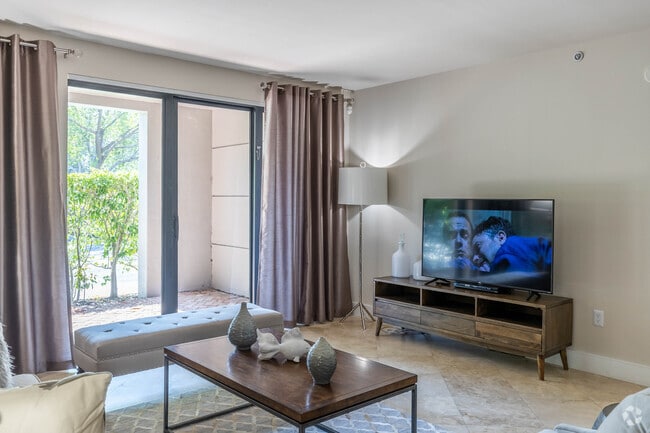 2 BR, 2 BA - Heritage at Boca Raton