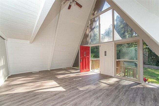 Building Photo - 117 Cheyenne Ct