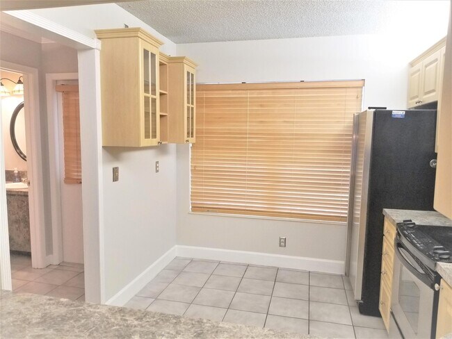 Foto del edificio - 3715 Savoy Ln