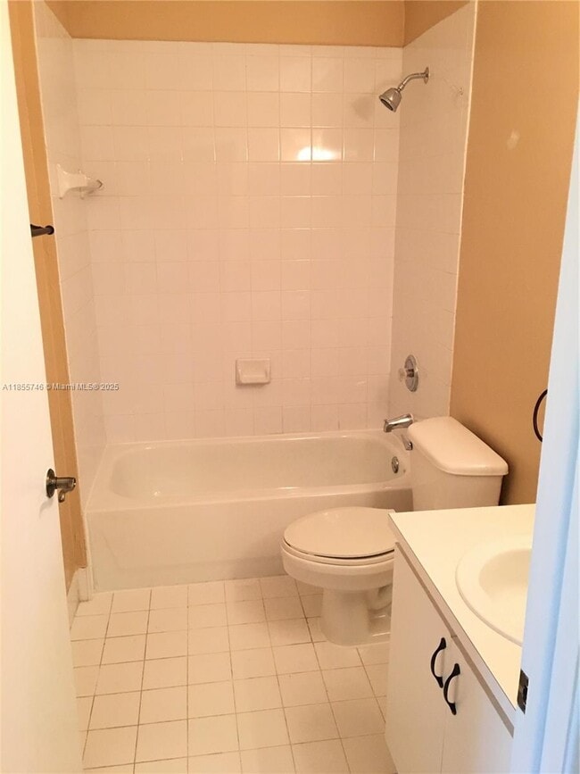 Building Photo - 15731 SW 137th Ave