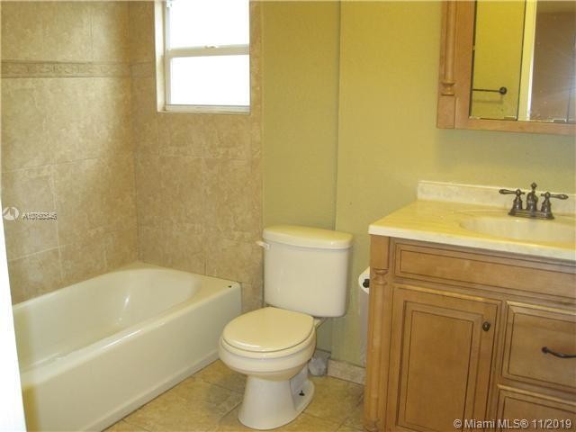 Foto del edificio - 5719 SW 40th St