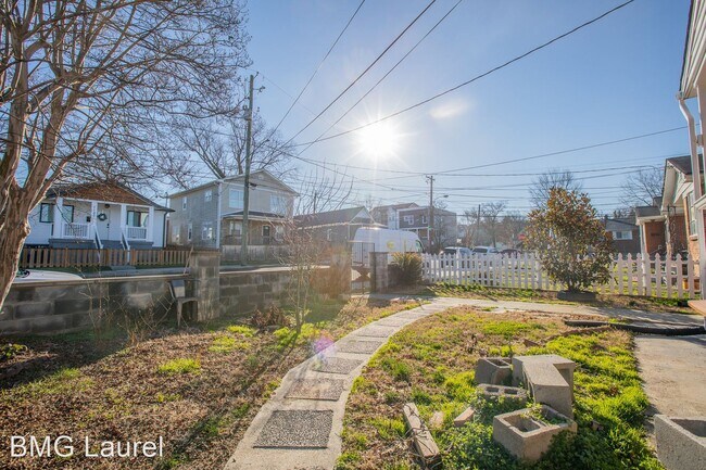 Building Photo - 3 br, 3 bath House - 1112 51st Pl NE