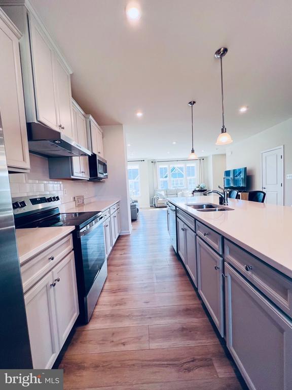 Building Photo - 9212 Edenderry Dr