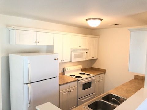 Building Photo - DURANGO PLACE TOWNHOMES