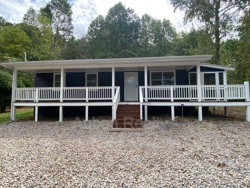 30 Vanderbilt Ln, Ringgold, GA 30736 House Rental in Ringgold, GA