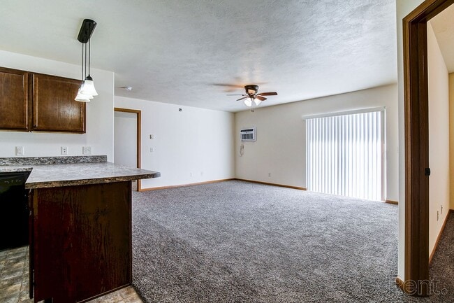 Interior Photo - Meadow Ridge