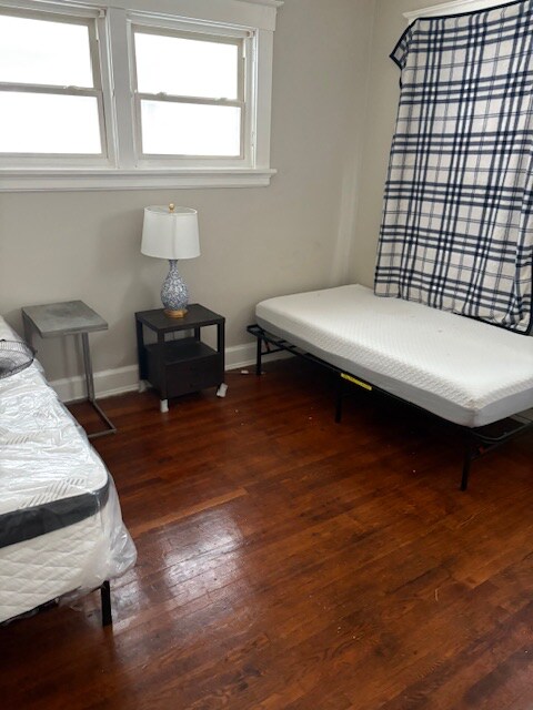 Foto del edificio - 821 Blair Ave