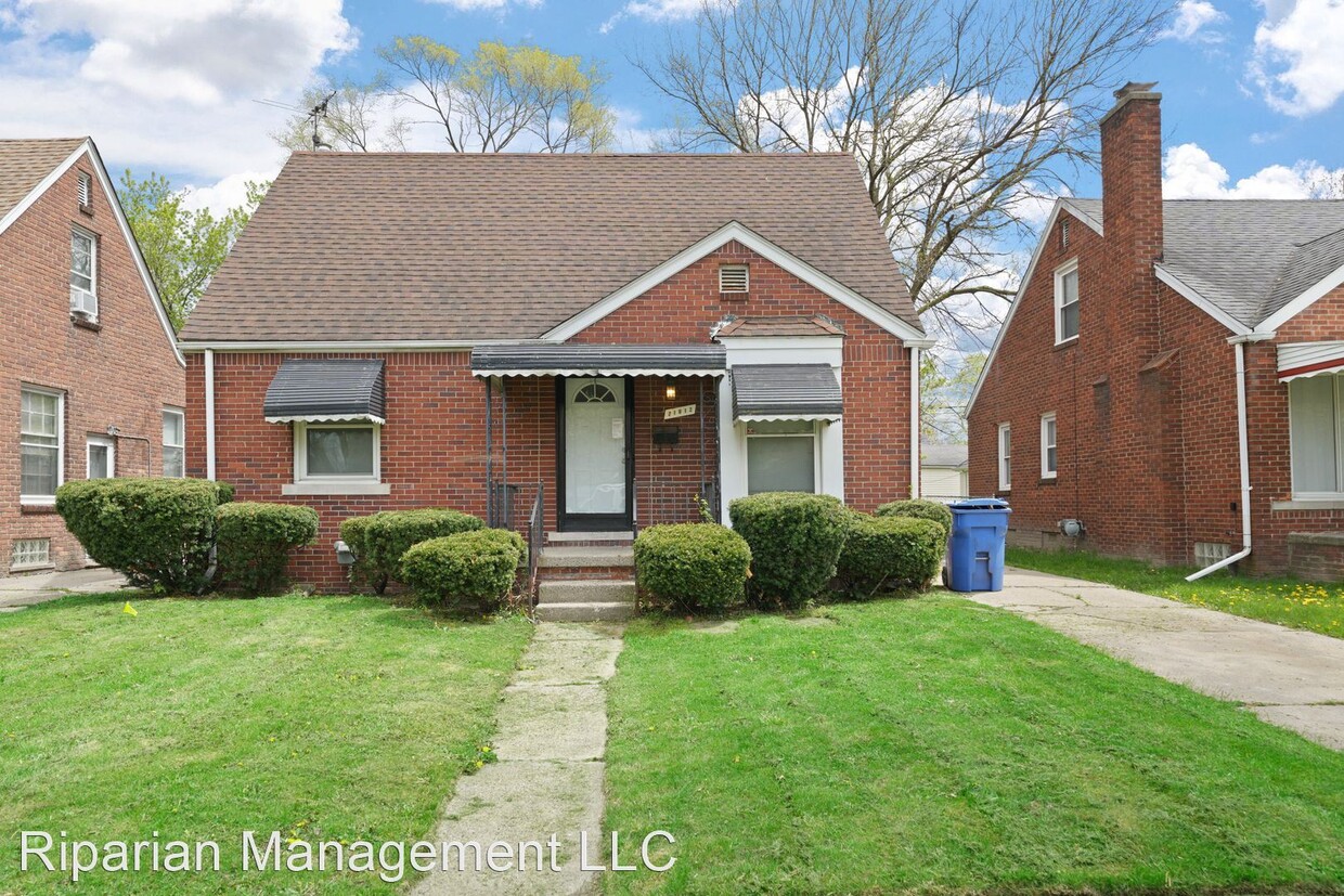 Primary Photo - 3 br, 1.5 bath House - 21012 Blackmar Ave