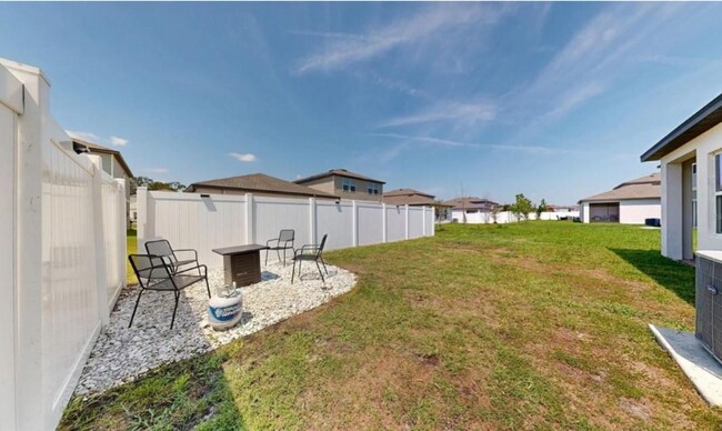 Foto del edificio - 3552 Shade Fern Ln