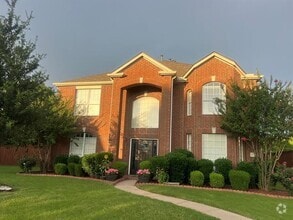 Building Photo - 8736 Clearview Ct