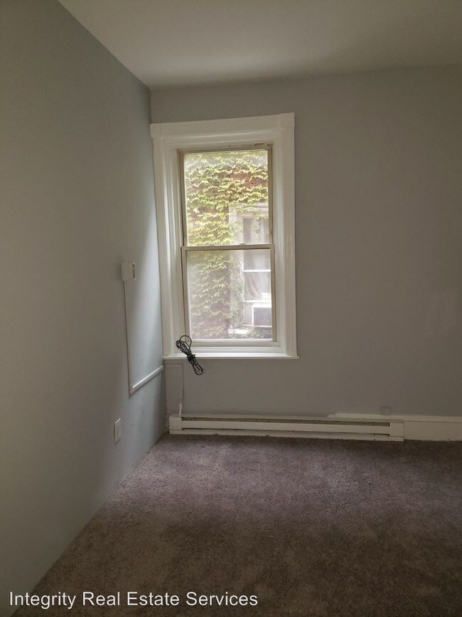 Foto del edificio - 2 br, 1 bath Apartment - 4522 N. Broad St.
