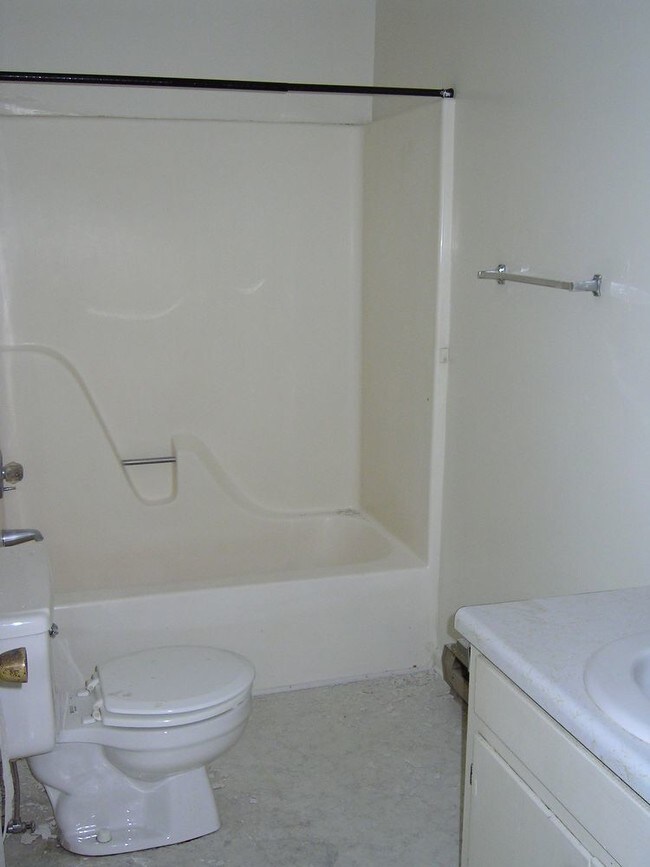 Foto del edificio - 160- B Lewis St.