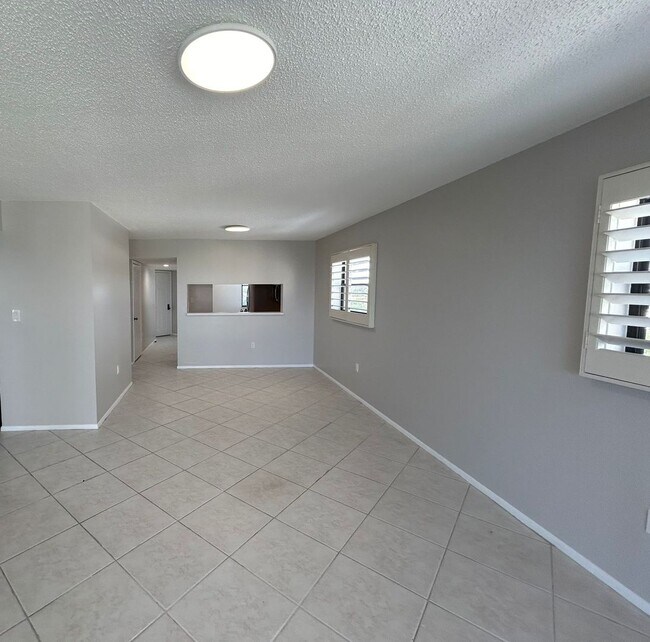 Foto del edificio - Pasadena Cove - 2 BR 2 BA Condo in Gated W...