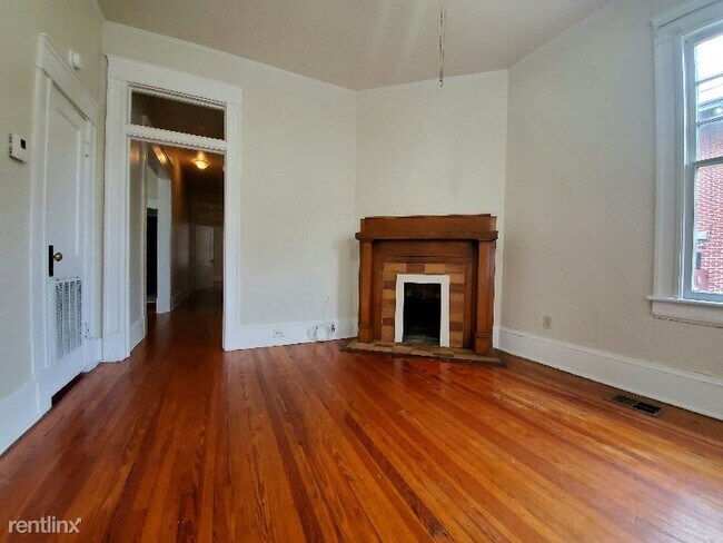 Foto del edificio - 2 br, 1 bath Condo - 1620 Donald Street