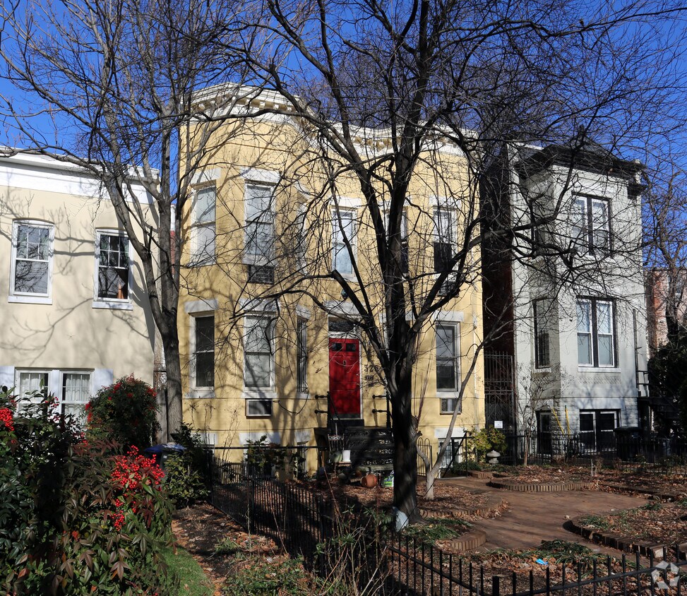 Foto del edificio - 326 N Carolina Ave SE