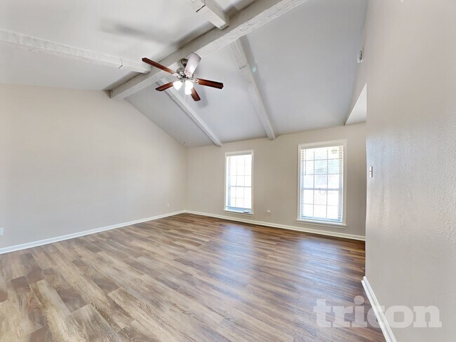 Foto del edificio - 10406 Kirkwren Dr