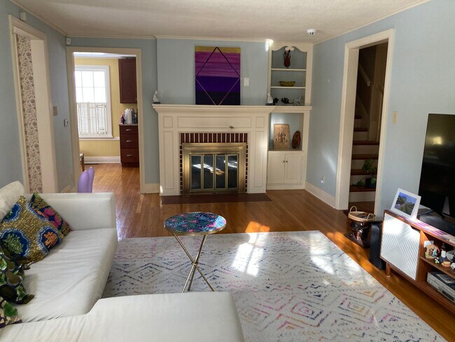 Foto del edificio - 129 Orvilton Dr