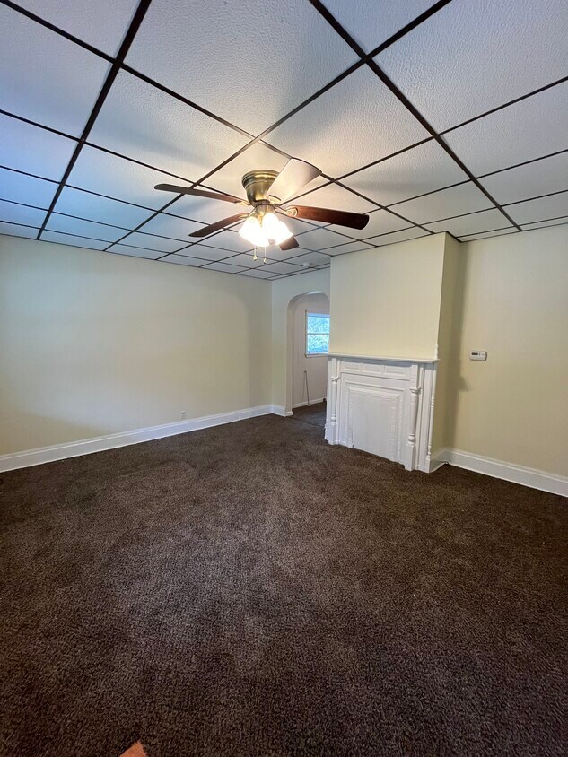 Primary Photo - 250 Fairmont Ave