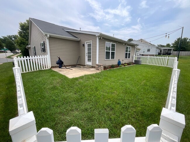 Foto del edificio - Beautiful Ranch Home in Reedy Fork