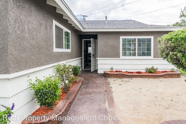 Foto del edificio - 3 br, 2 bath House - 561 E Cassidy St