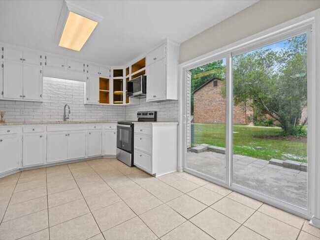 Foto del edificio - 731 Coventry Ln